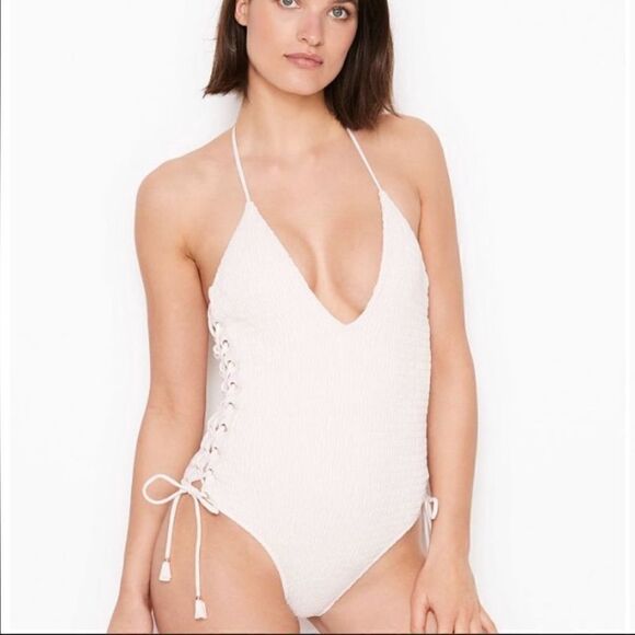 VICTORIA'S SECRET Ensenada Smocked Scrunch Lace-Up Halter One-Piece - Picture 1 of 11